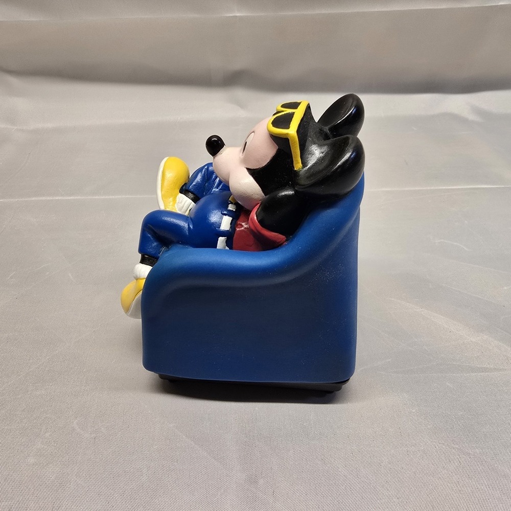 Vintage 1988 Radio Shack/Walt Disney‎ "Mickey Mouse Armchair AM Radio" - Picture 4 of 6
